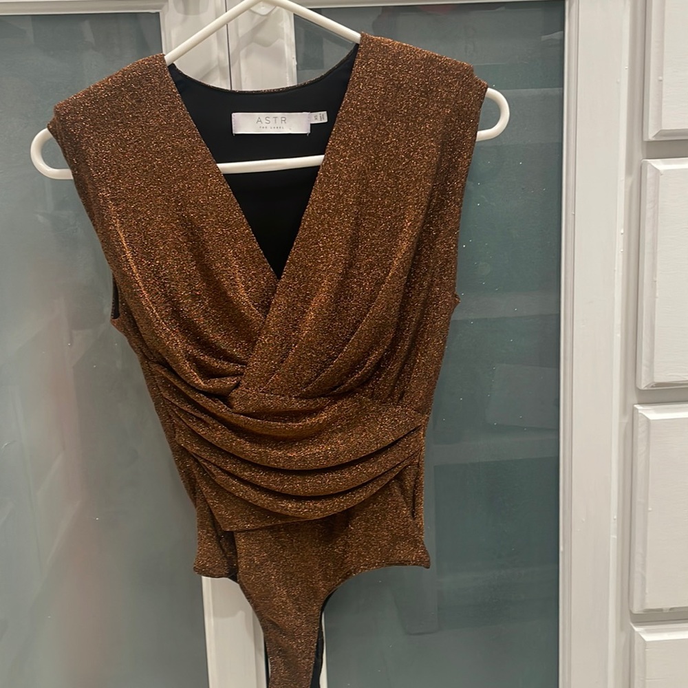 Xs sparkly top brown/goldish, new